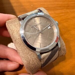 Burberry Women’s Heritage Watch - Used